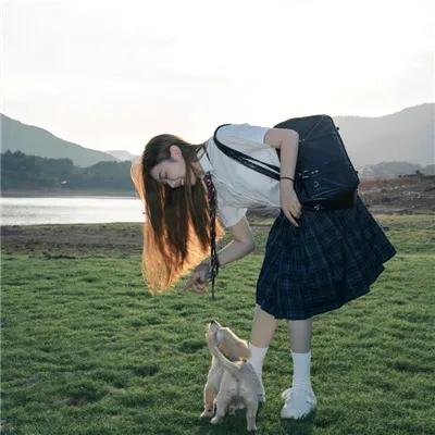 药屋少女的呢喃